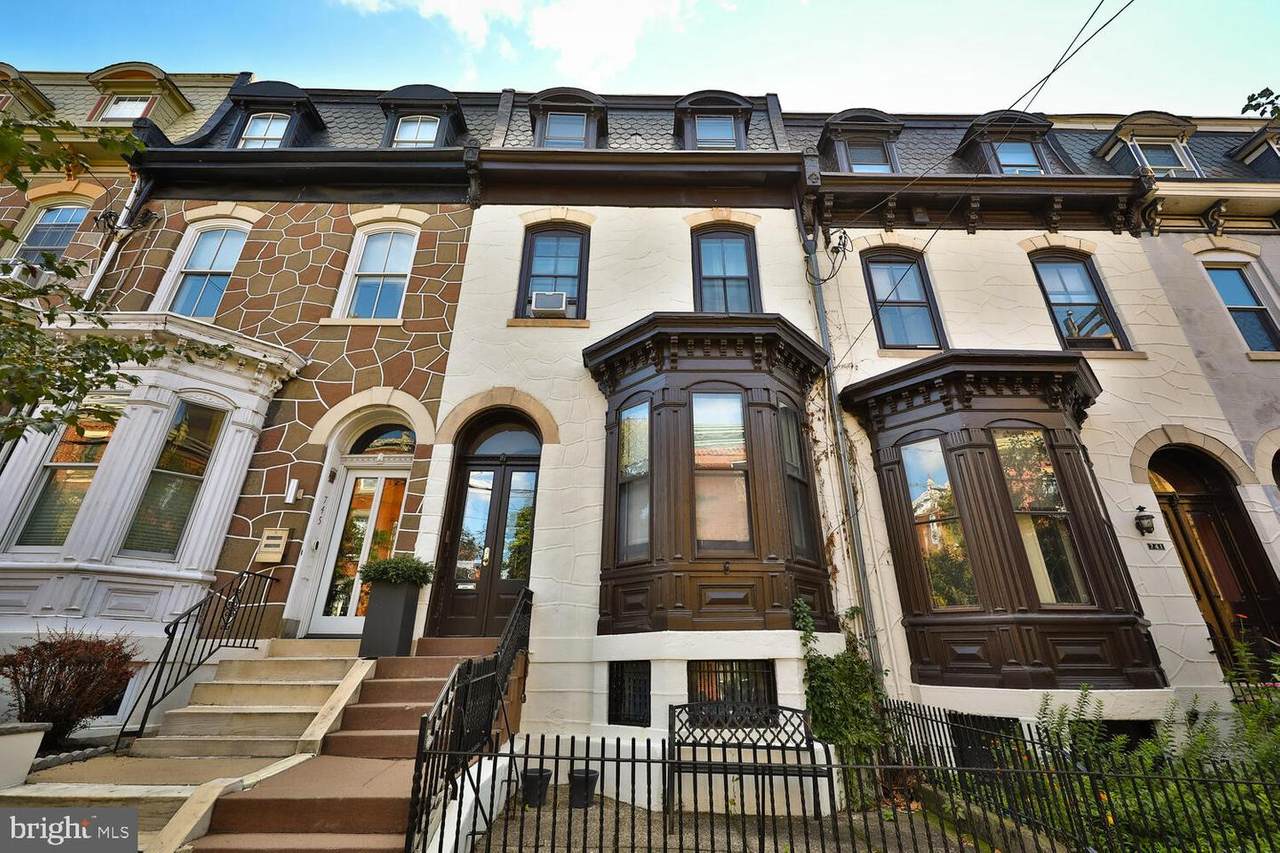 743 26TH Street - Photo 1