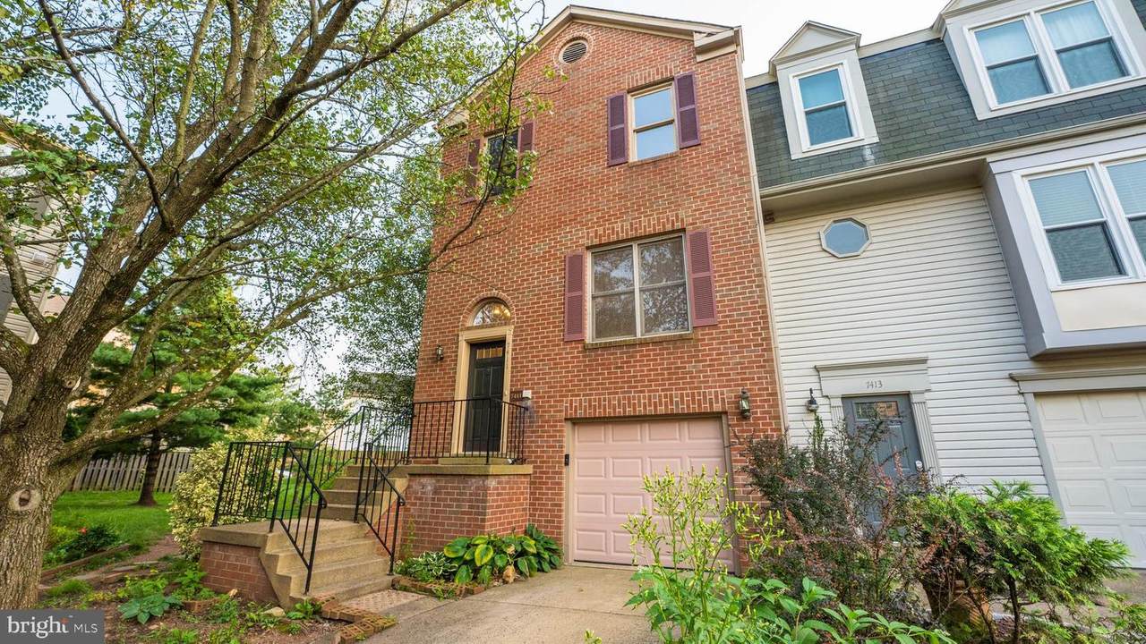 7411 Barbados Lane - Photo 1