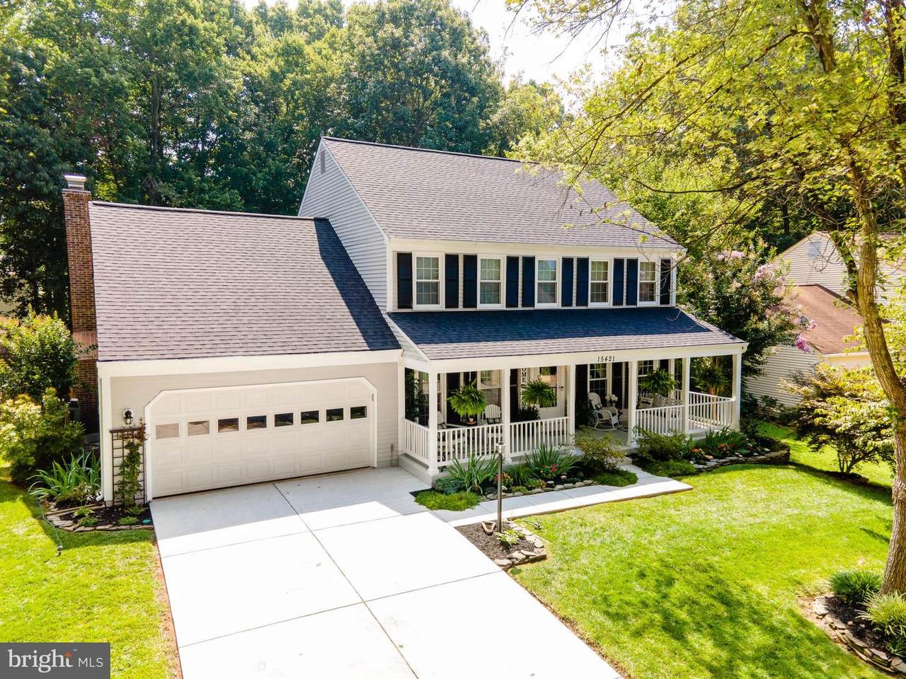 15421 Beachview Drive - Photo 1