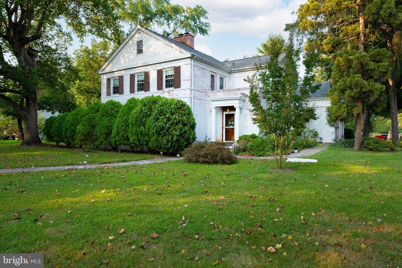 36 Fenwick Drive - Photo 1