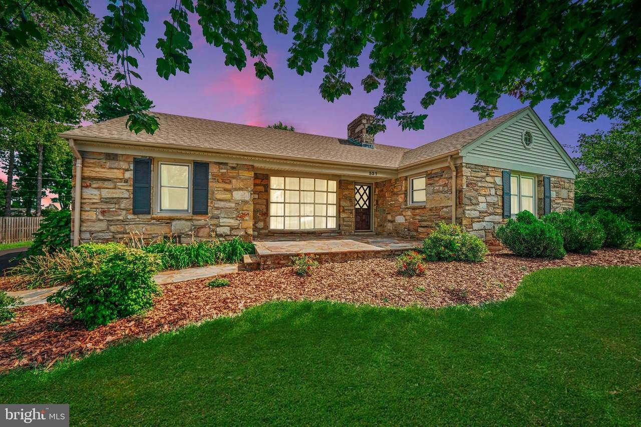 327 Dover Road - Photo 1