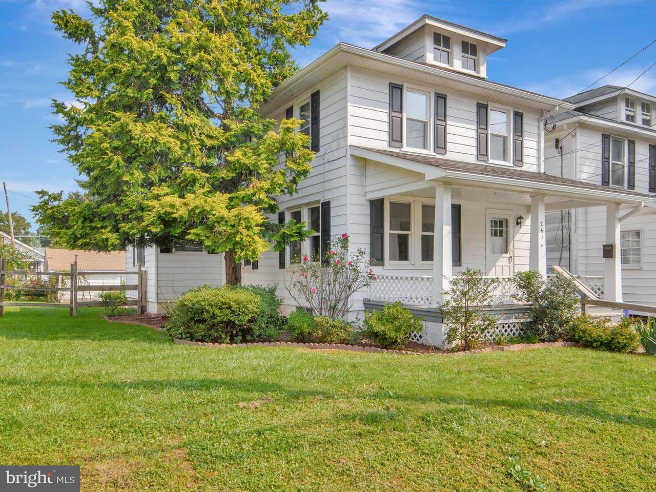 261 Maple Street - Photo 1
