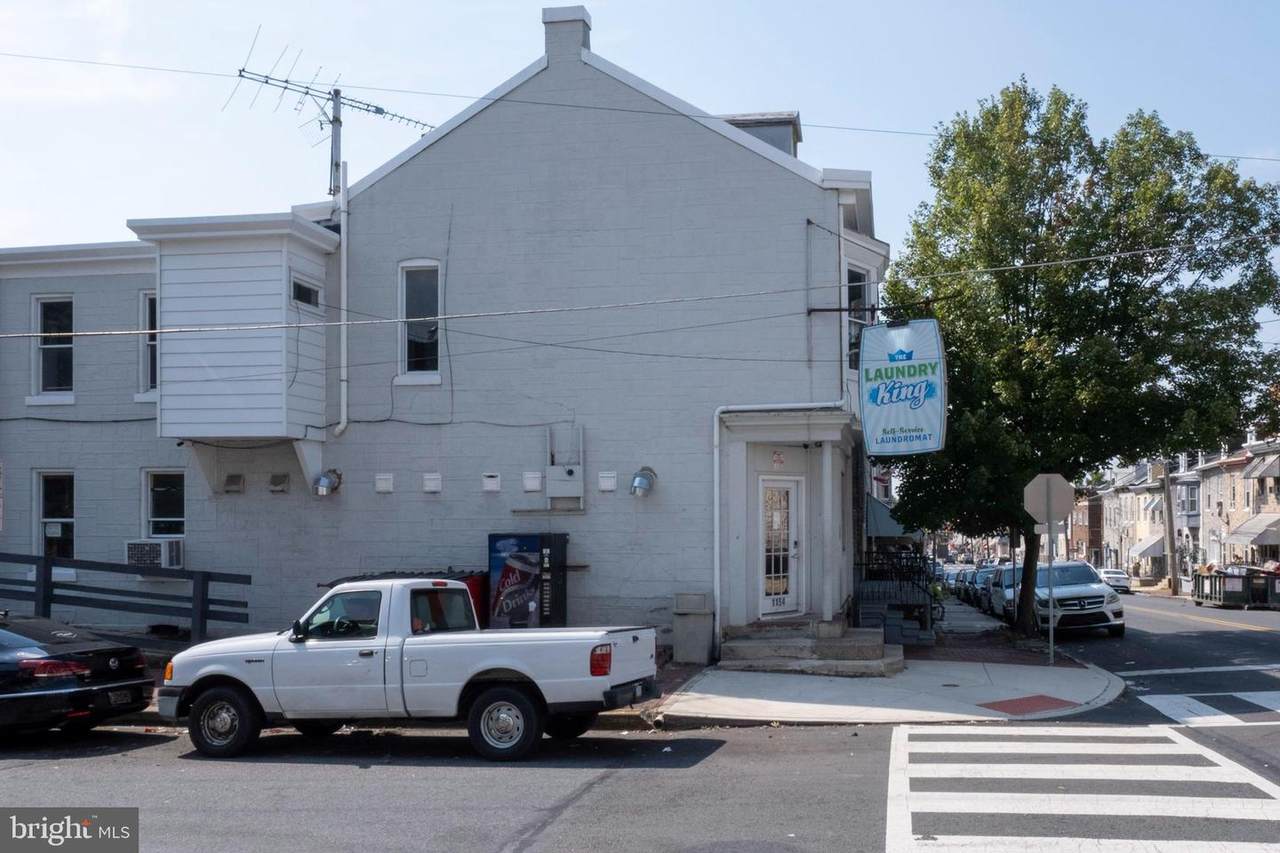 1154 Chestnut Street - Photo 1