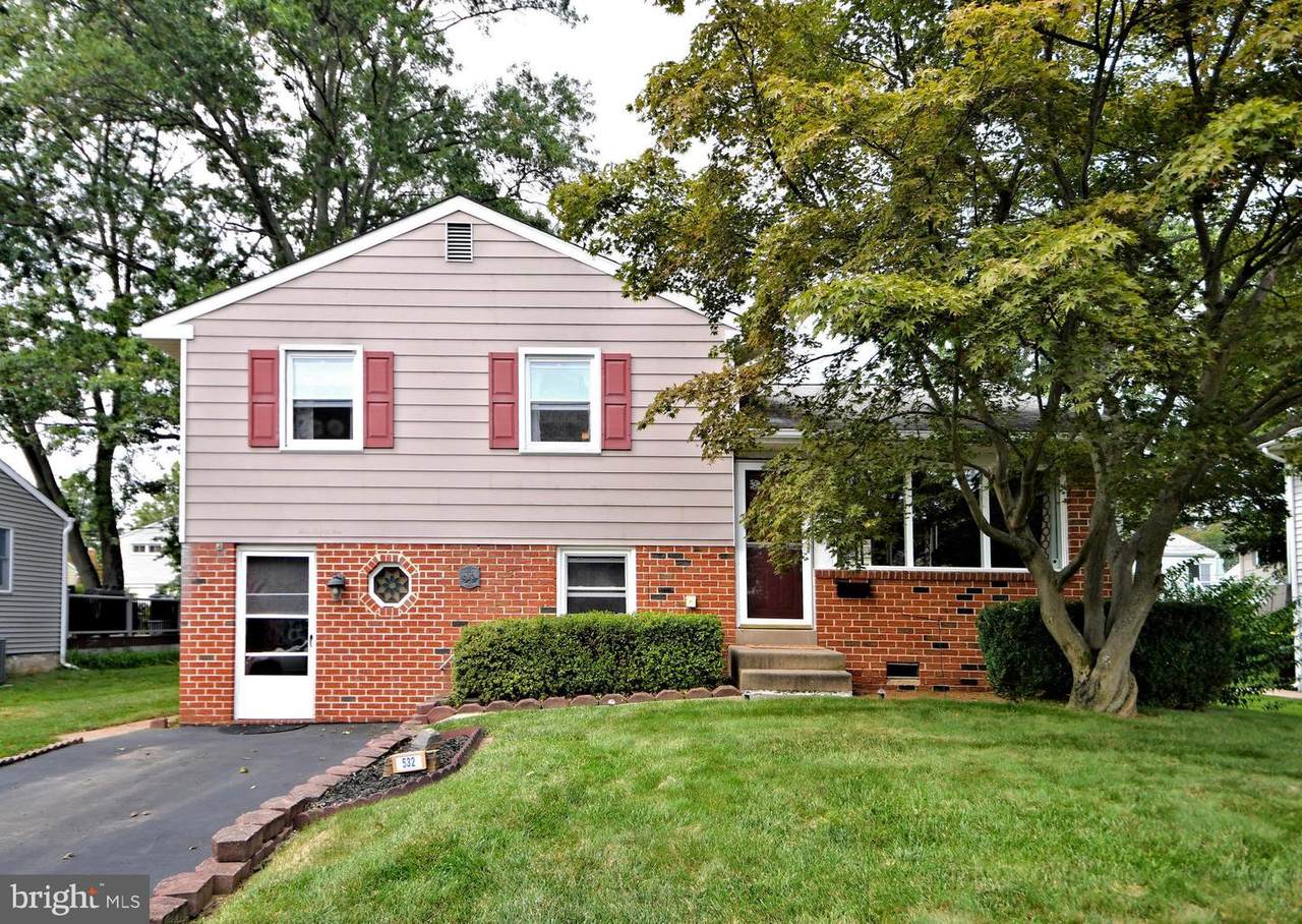 532 Poplar Street - Photo 1