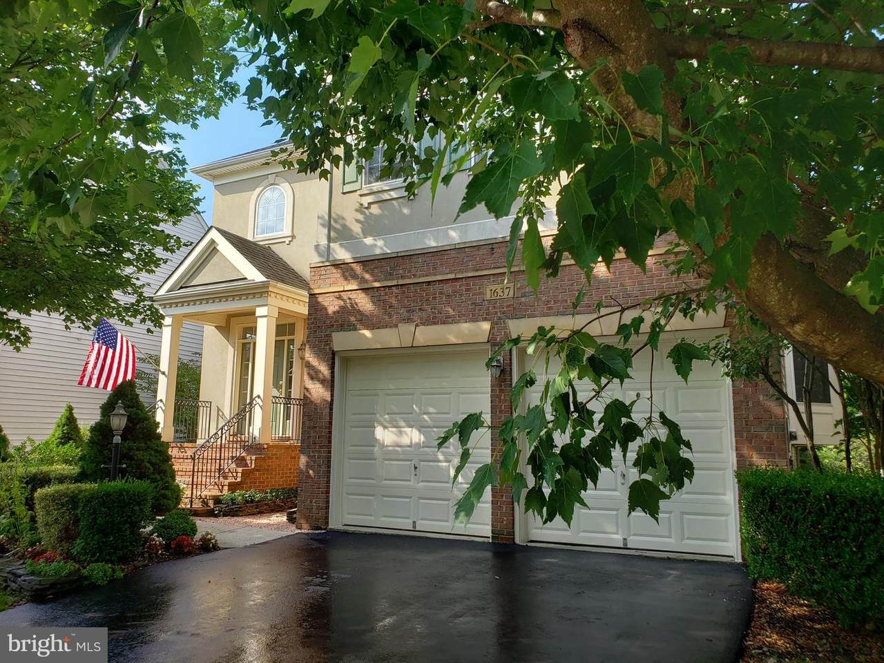 1637 Chickasaw Place - Photo 1