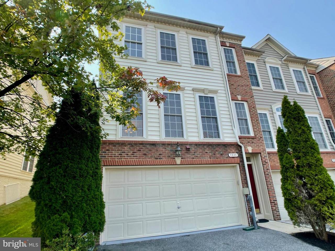7220 Fair Oak Drive - Photo 1
