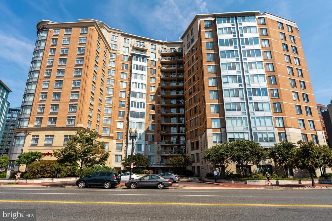 555 Massachusetts Avenue - Photo 1