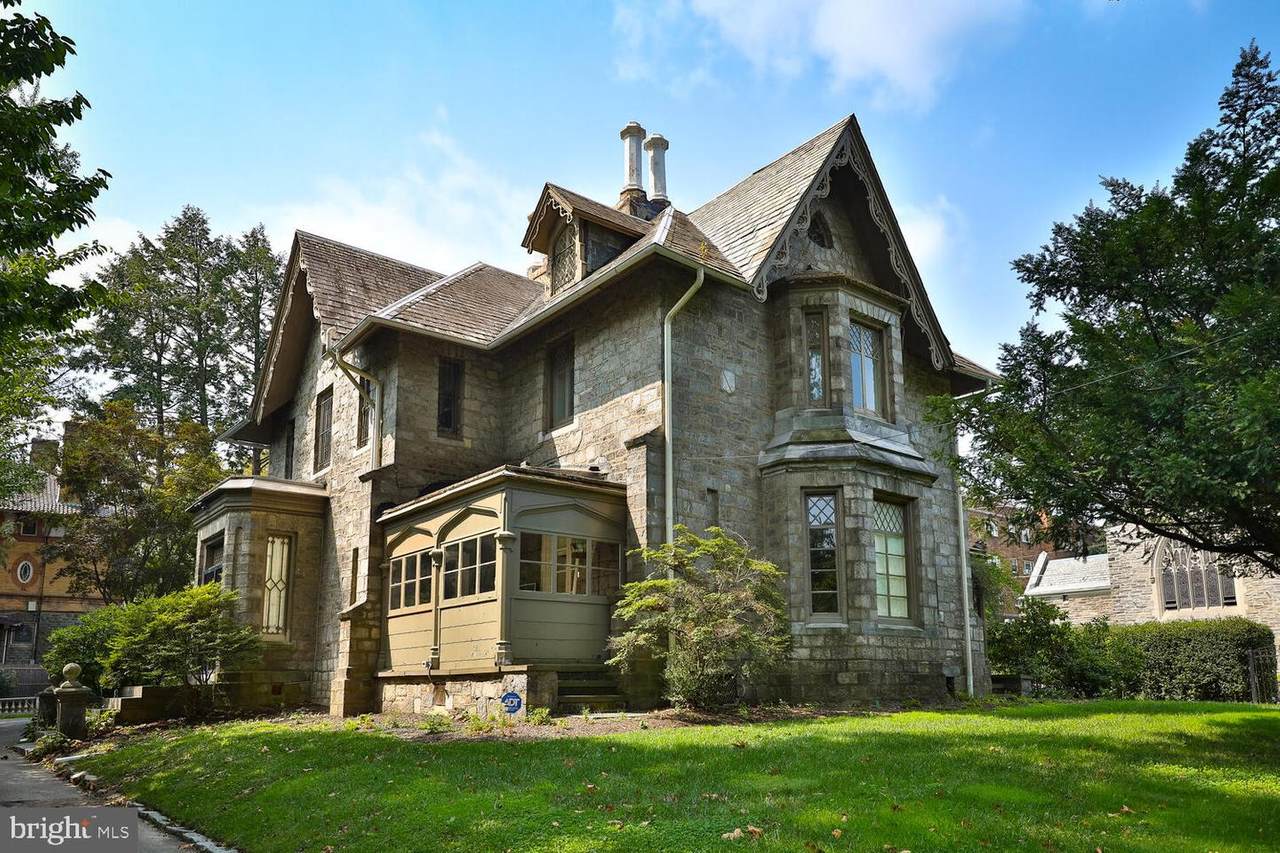 200-2 Walnut Lane - Photo 1