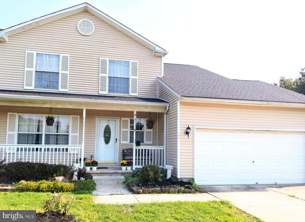 754 Broad Street - Photo 1