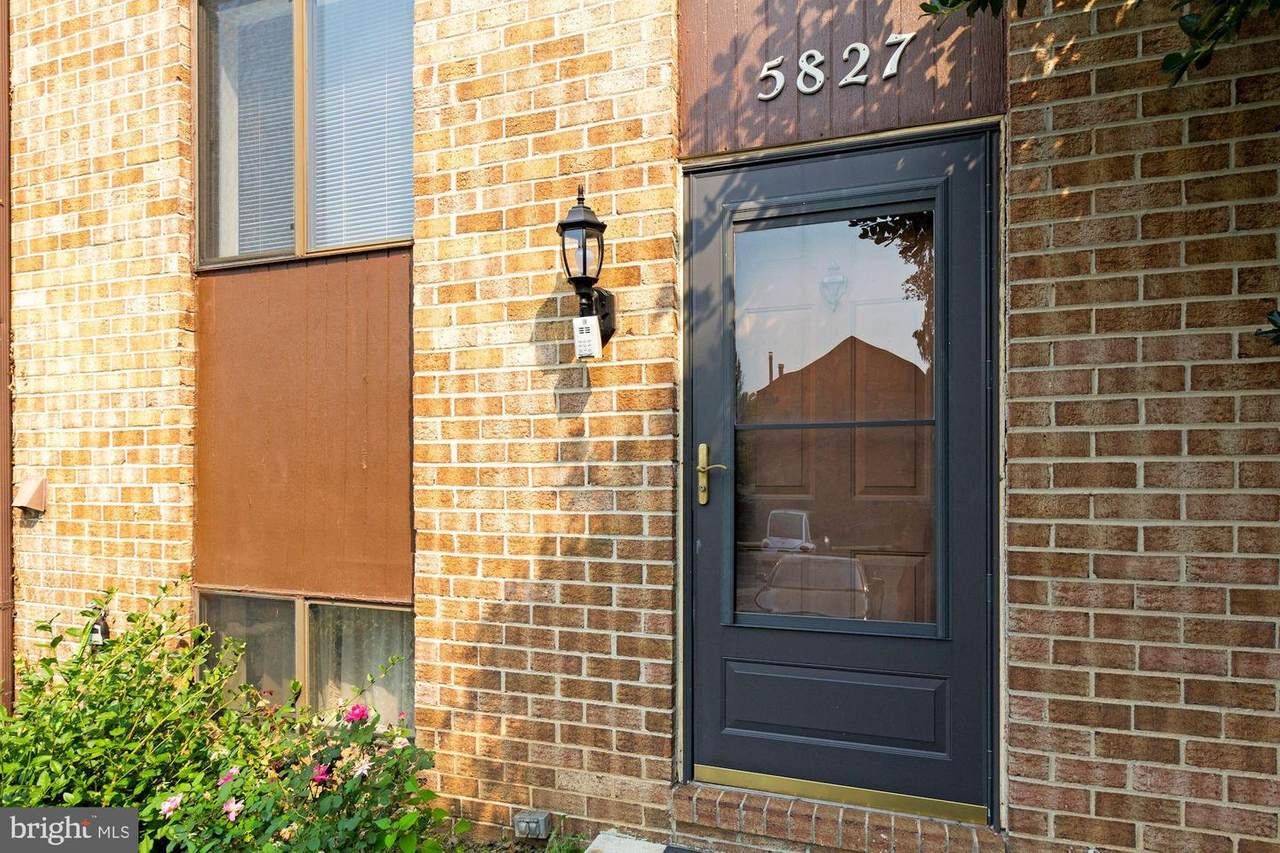 5827 Diggers Lane - Photo 1
