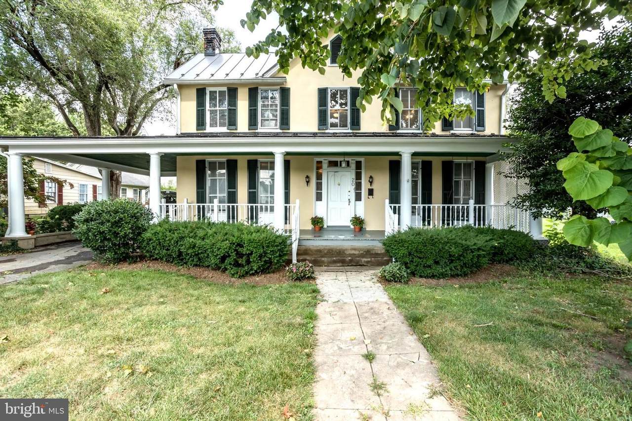 206 Main Street - Photo 1