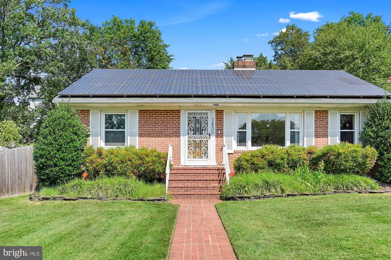 1450 Virginia Avenue - Photo 1