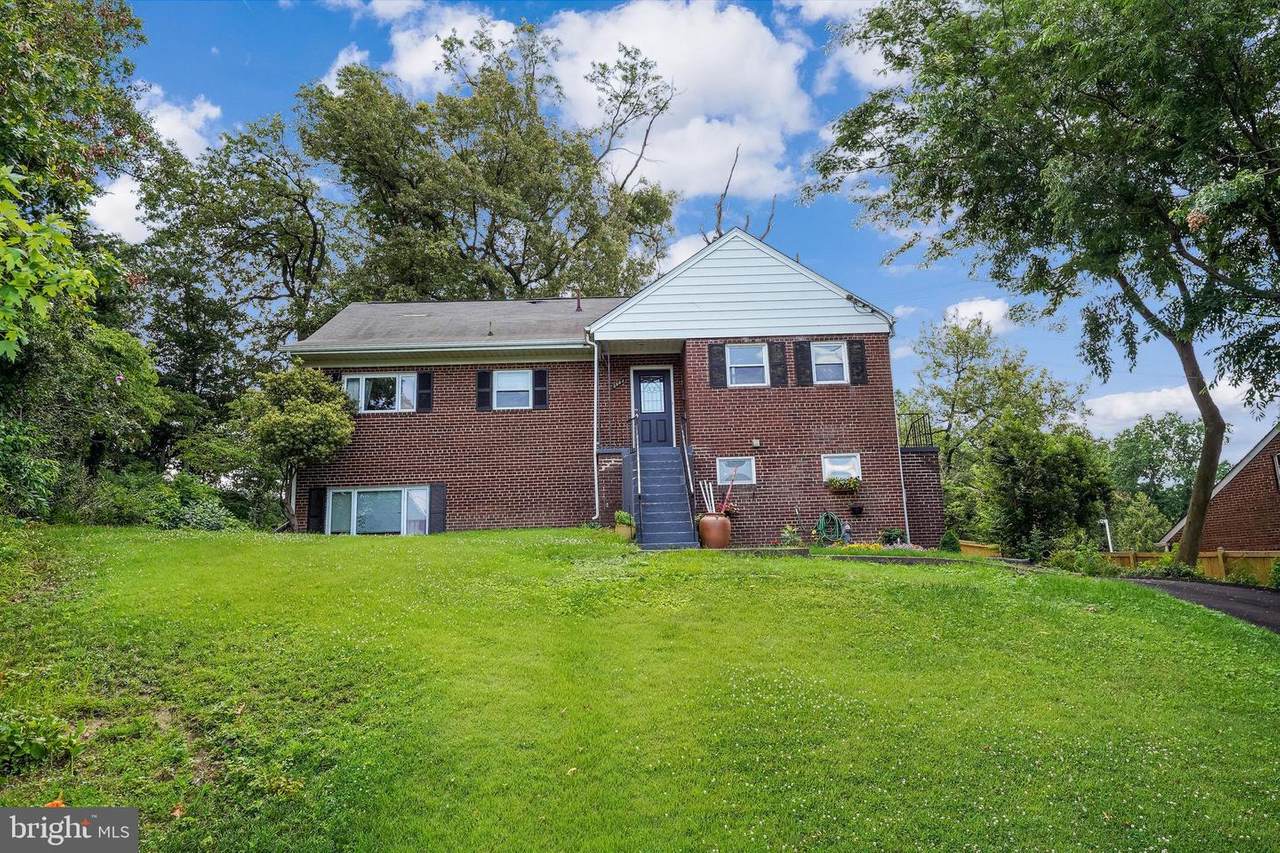 3063 Valley Lane - Photo 1