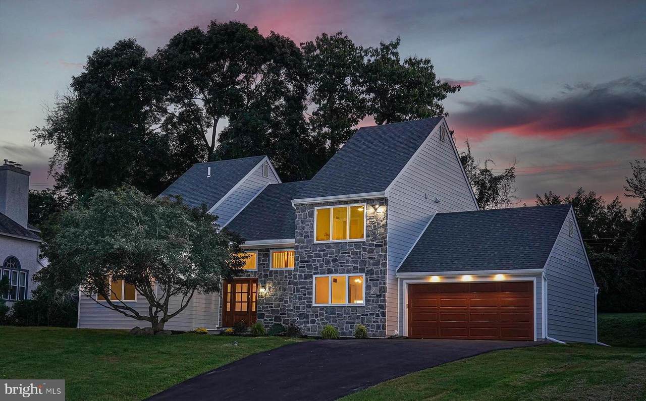 570 Foxglove Lane - Photo 1