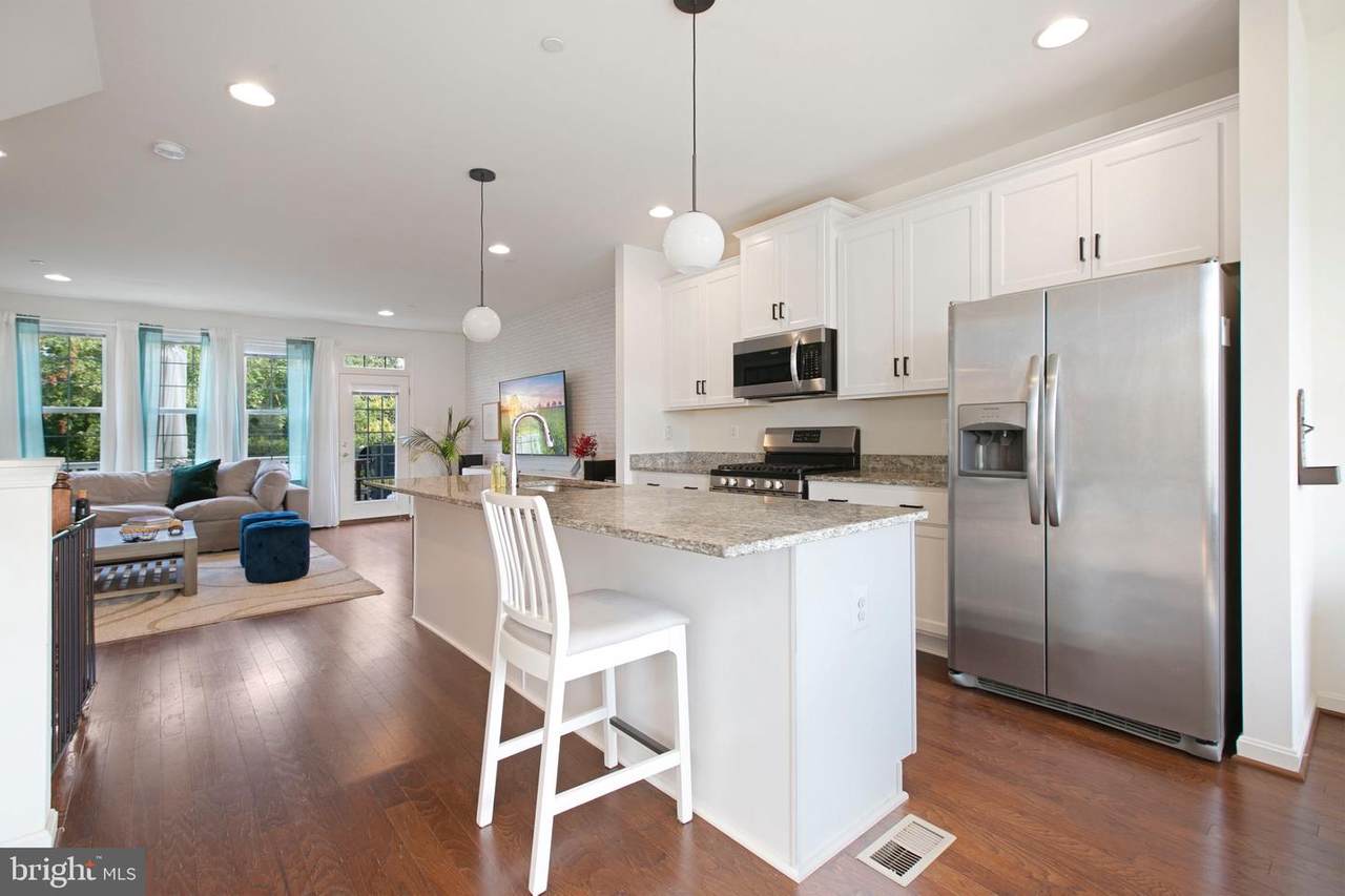 154 Ironwood Court - Photo 1