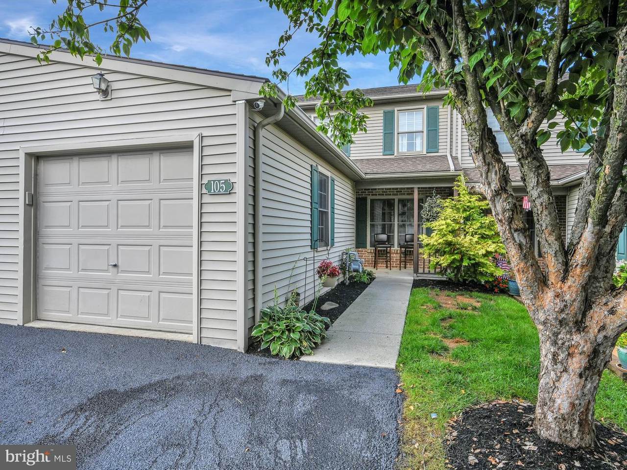 105 Oak Crossing - Photo 1
