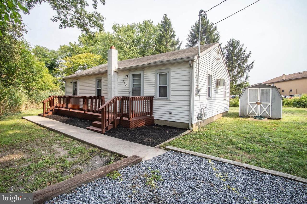 878 Broadway - Photo 1