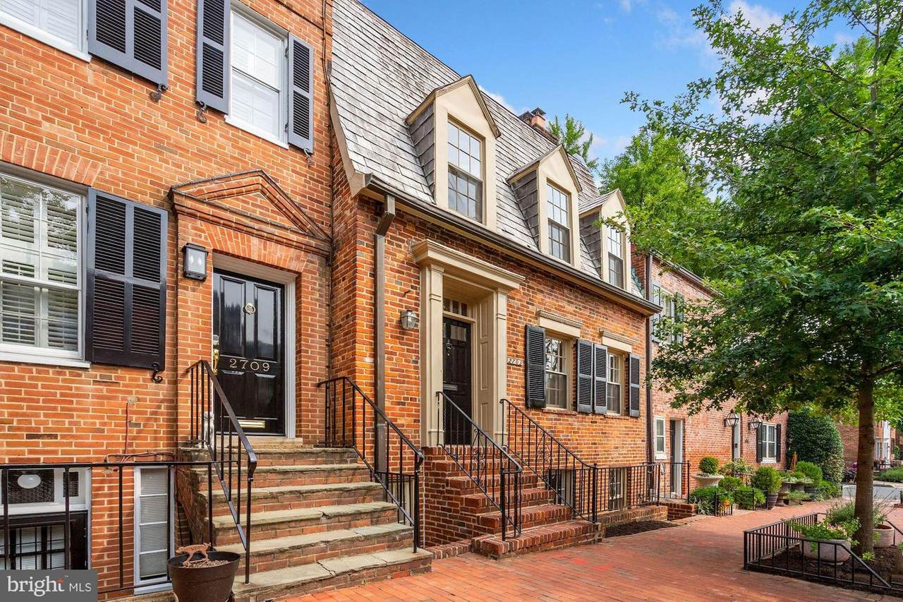 2703 O Street - Photo 1