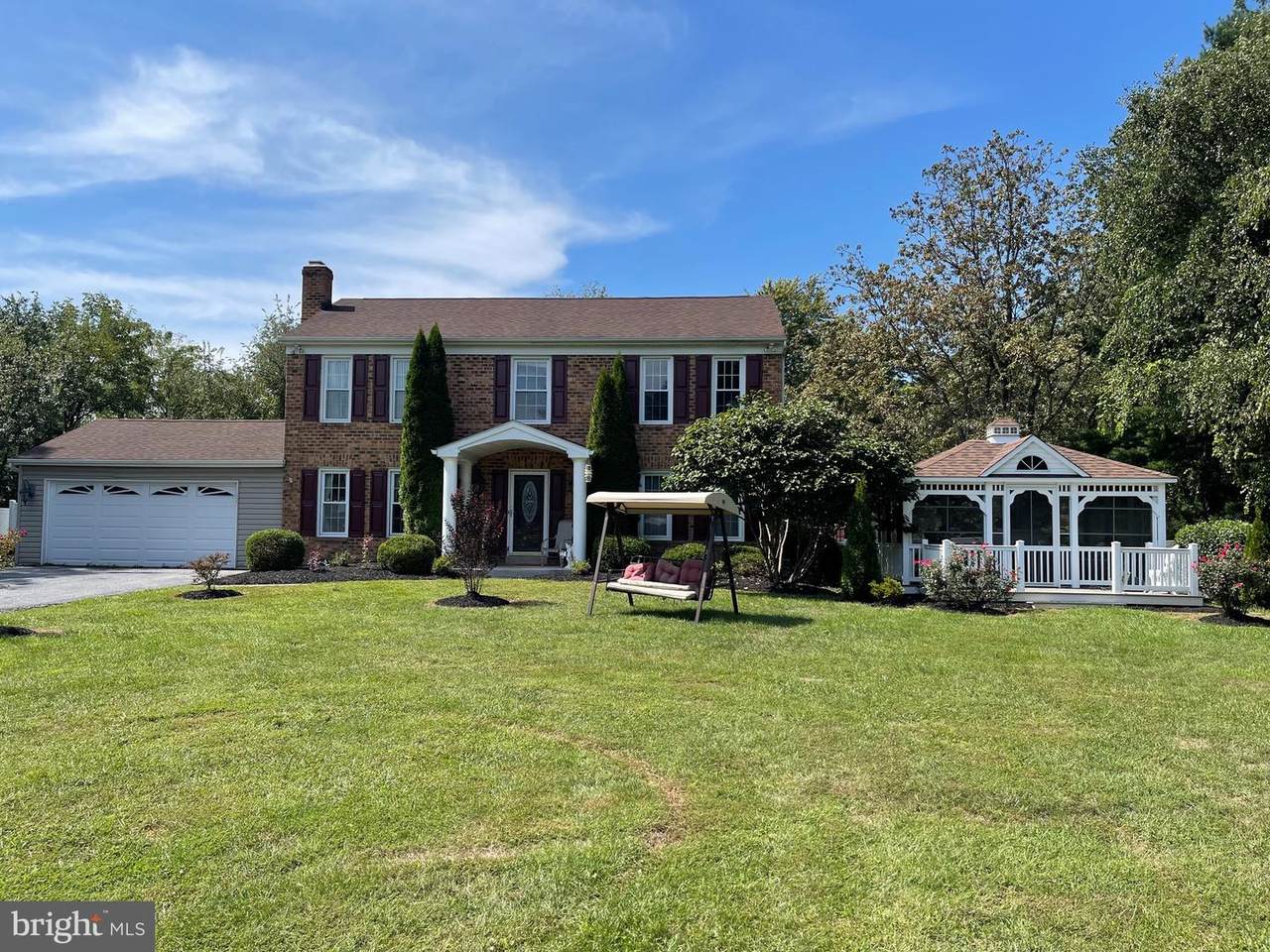 5588 Linton Road - Photo 1