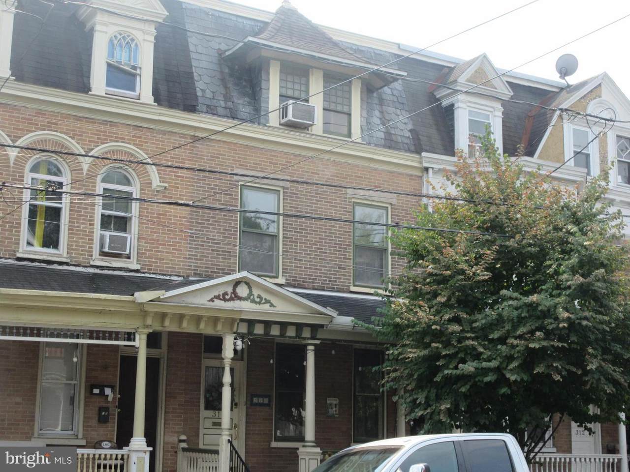 310 Lemon Street - Photo 1