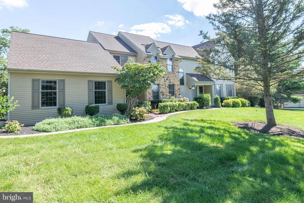 988 Centennial Drive - Photo 1