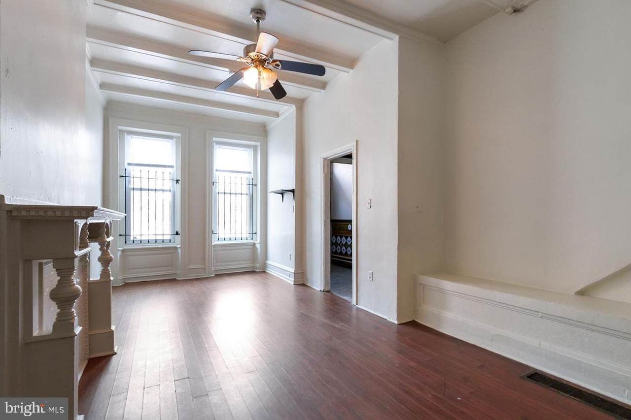 1818 Diamond Street - Photo 1