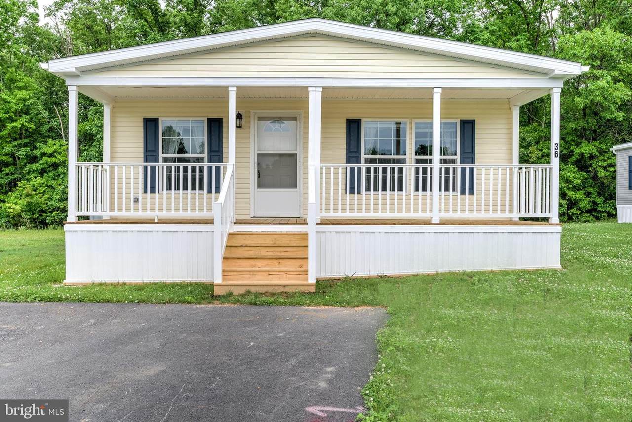 70 Meadowview Drive - Photo 1