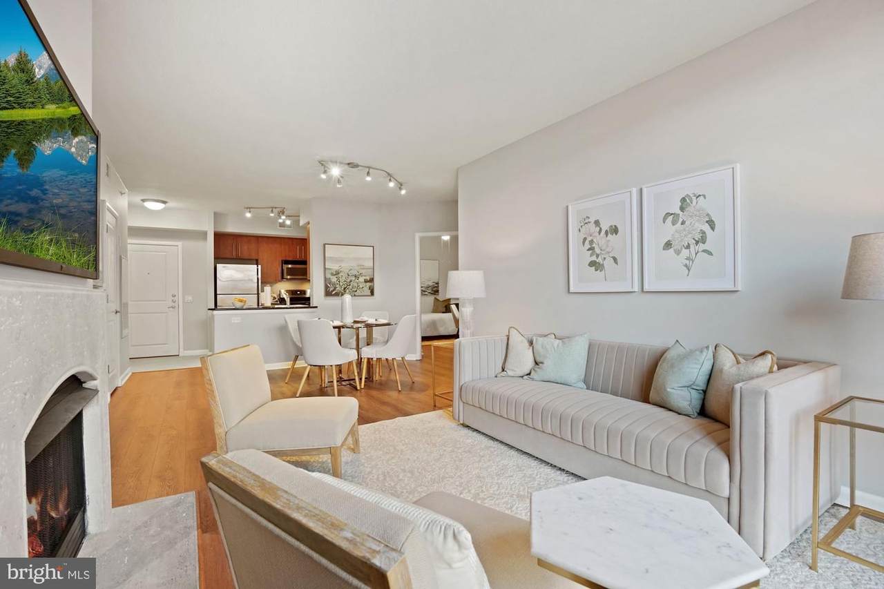 1021 Garfield Street - Photo 1