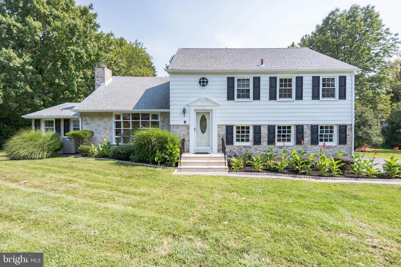 308 Dogwood Lane - Photo 1