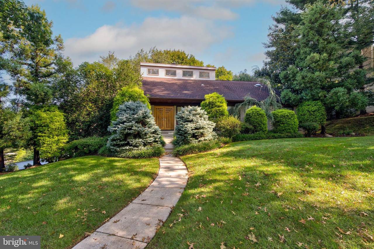 610 Foxfields Road - Photo 1
