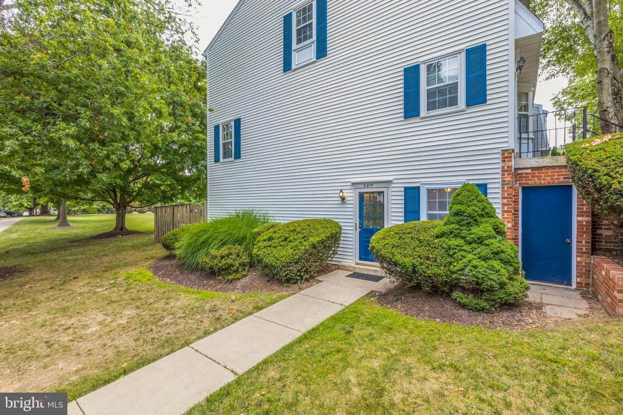 5975 First Landing Way - Photo 1