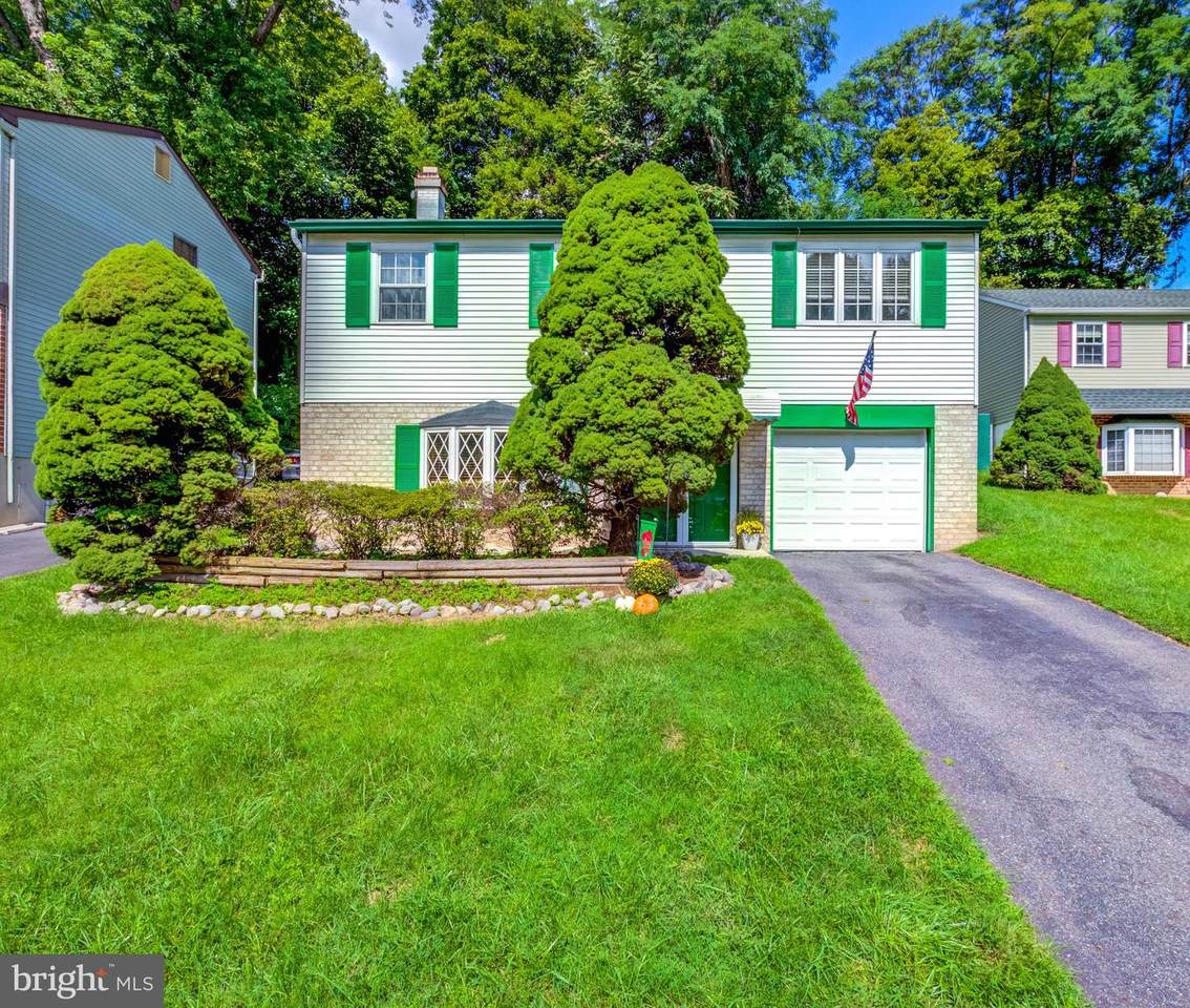 308 Francis Drive - Photo 1