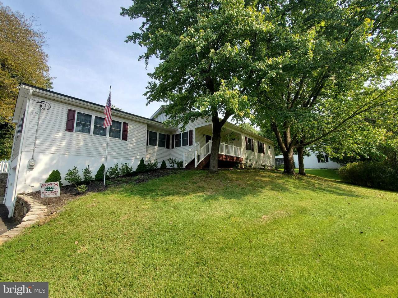 1003 Bridgetown Pk - Photo 1