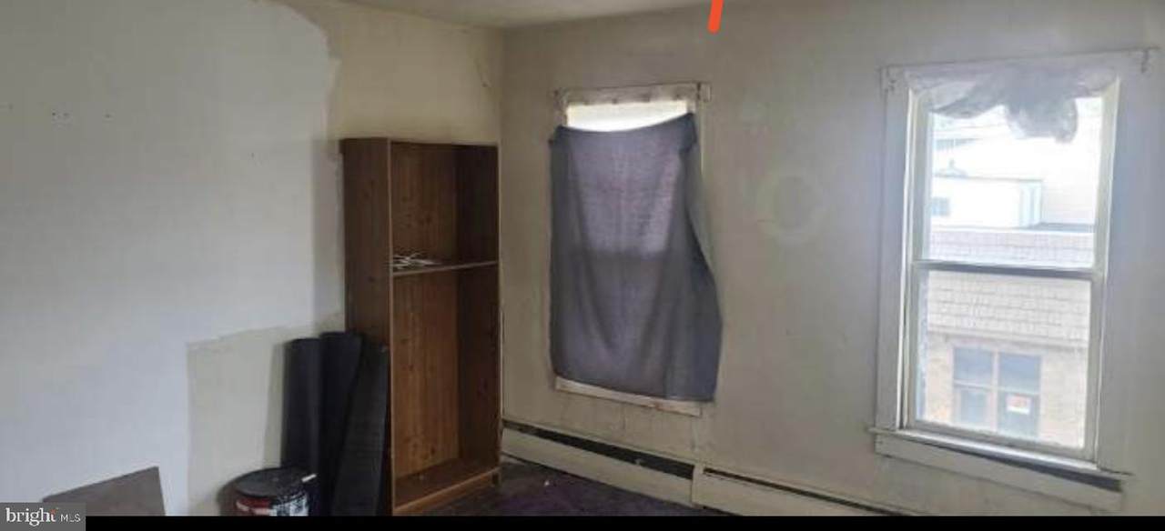1017 Chestnut Street - Photo 1