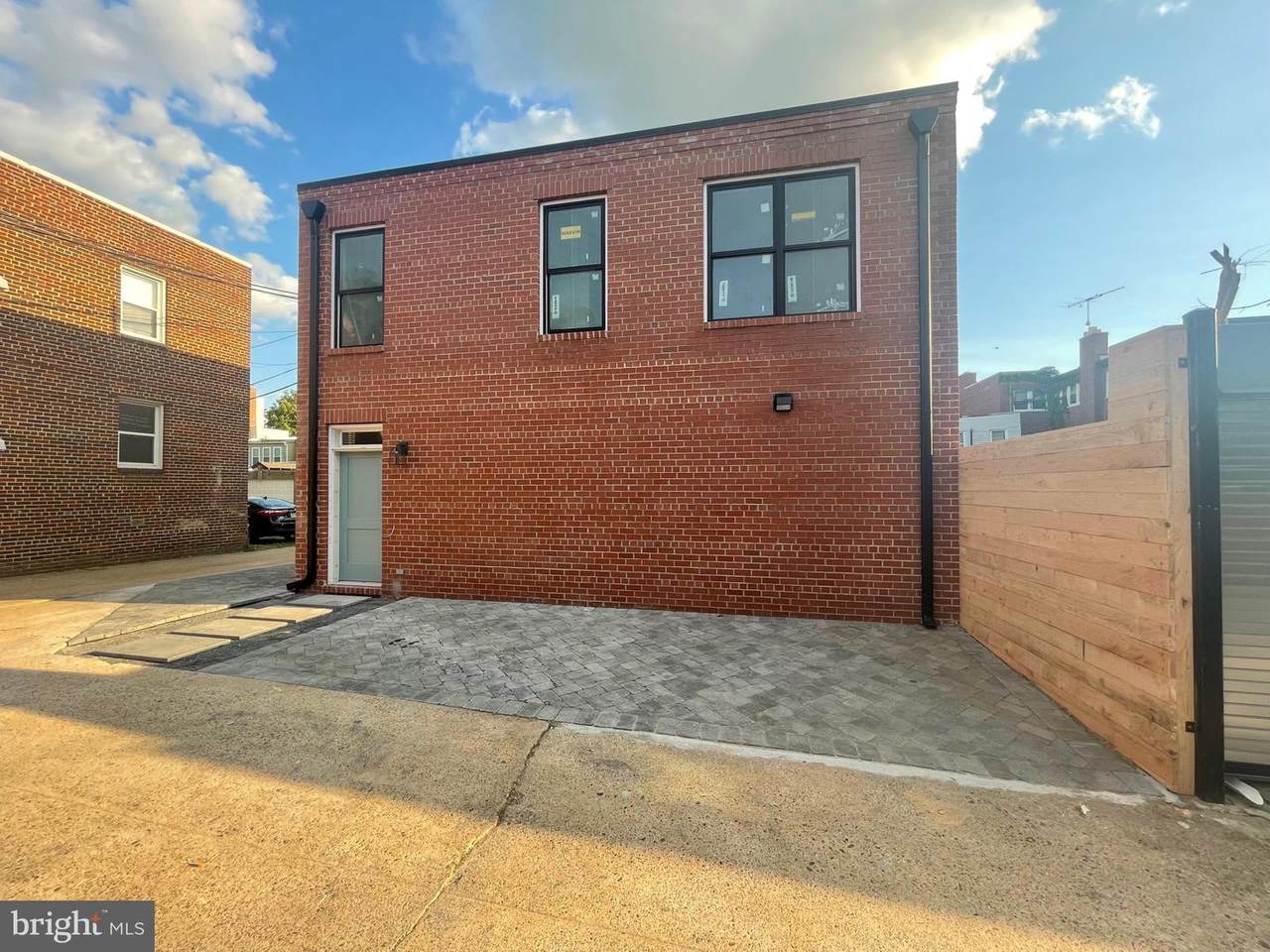 1330 K Street - Photo 1
