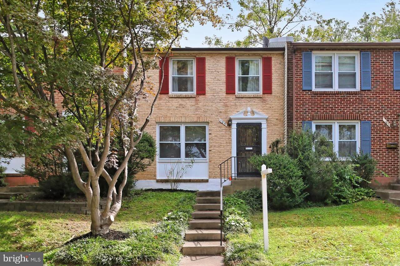 105 Annandale Road - Photo 1
