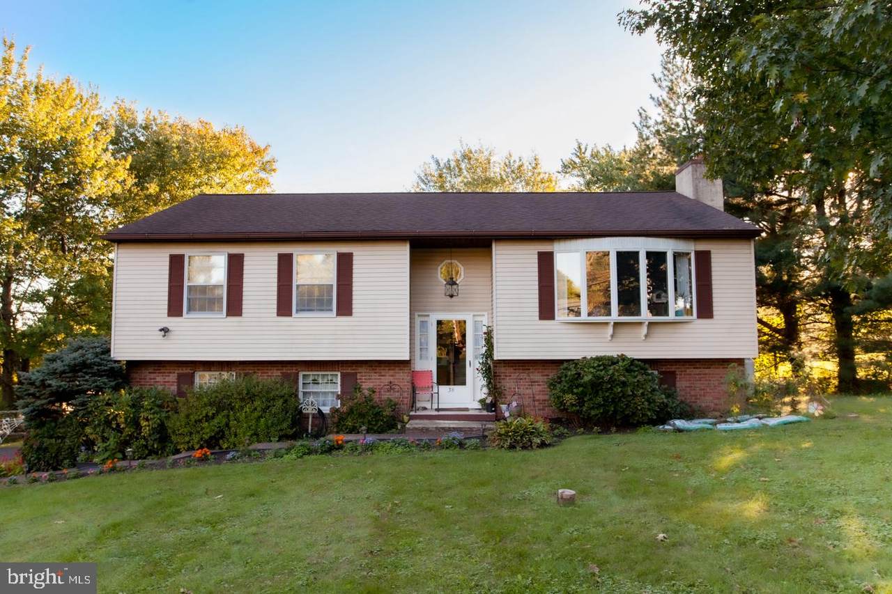 38 County Line Road - Photo 1