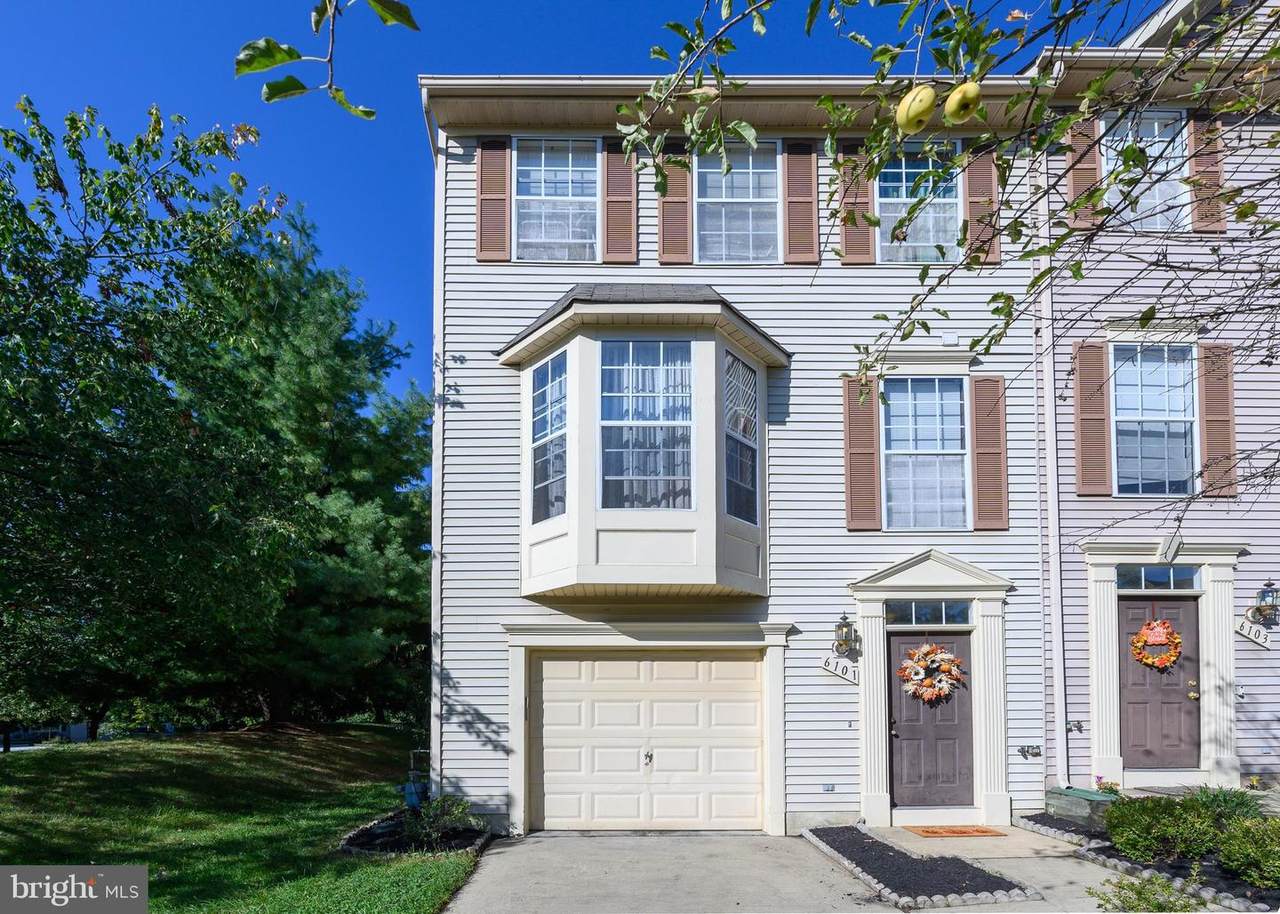 6101 Silver Arrows Way - Photo 1