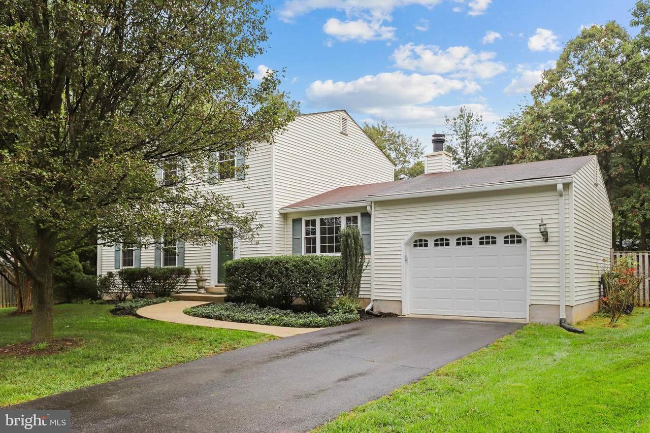 2902 Timber Wood Way - Photo 1