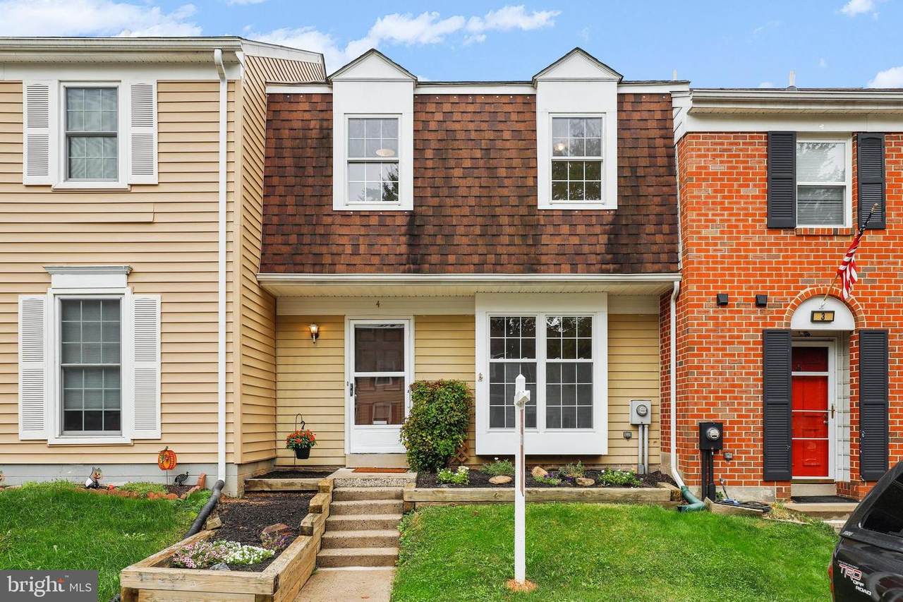 4 Moon Maiden Court - Photo 1