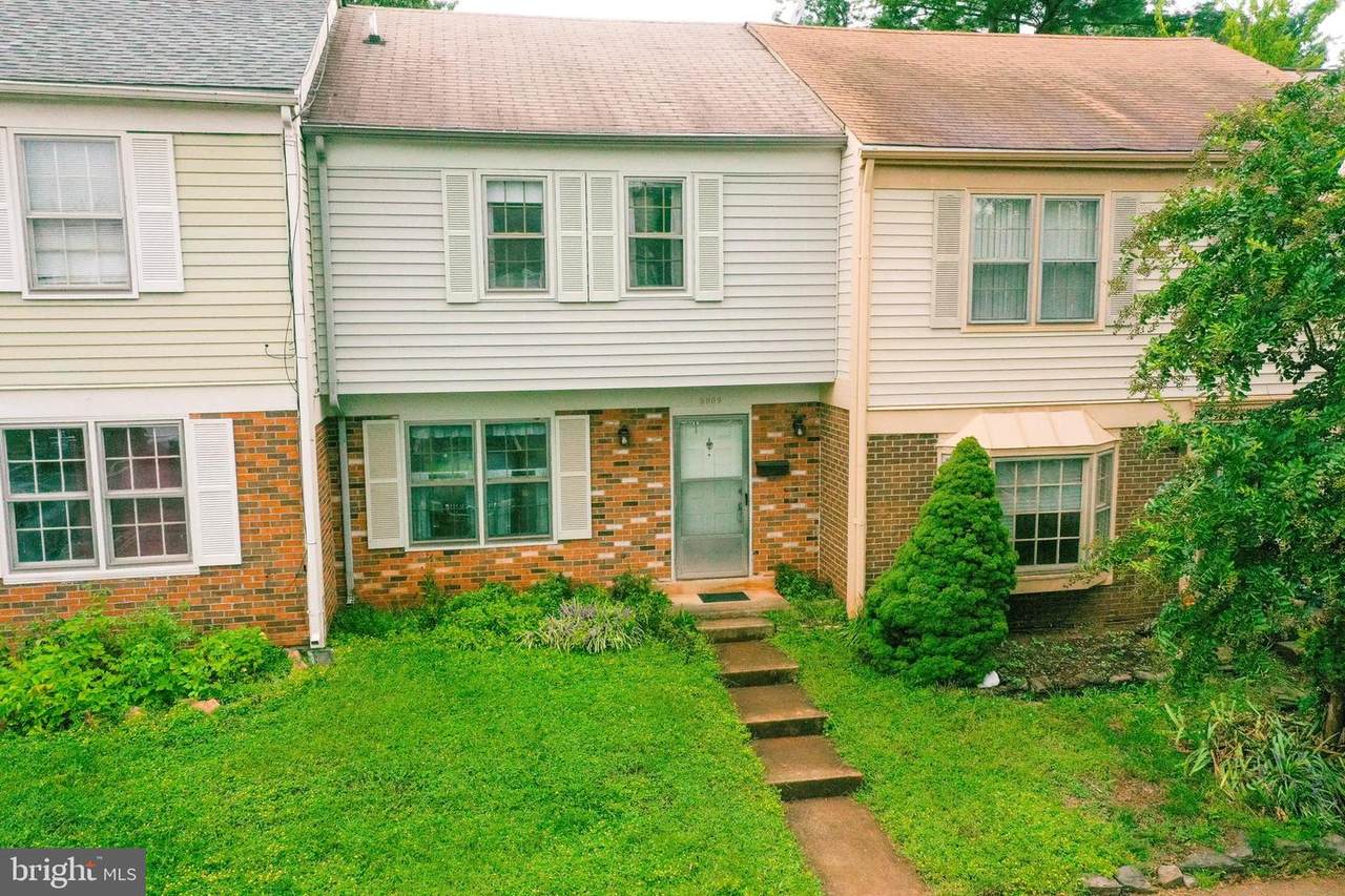 9009 Bonham Circle - Photo 1