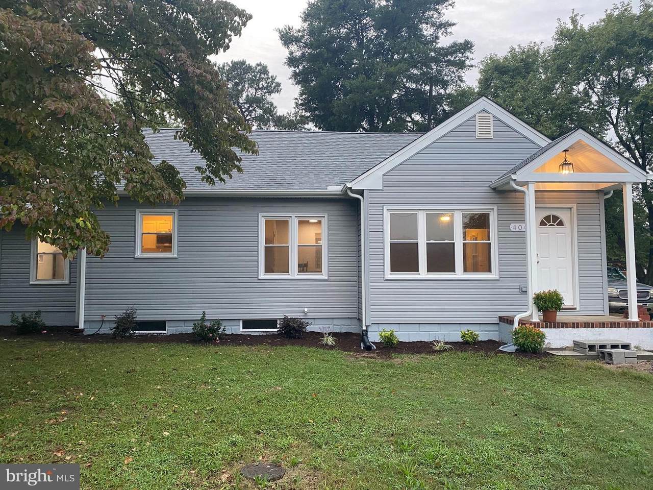 404 Taylor Street - Photo 1