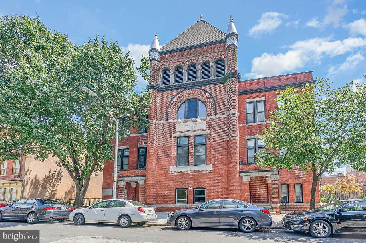 511 Bond Street - Photo 1