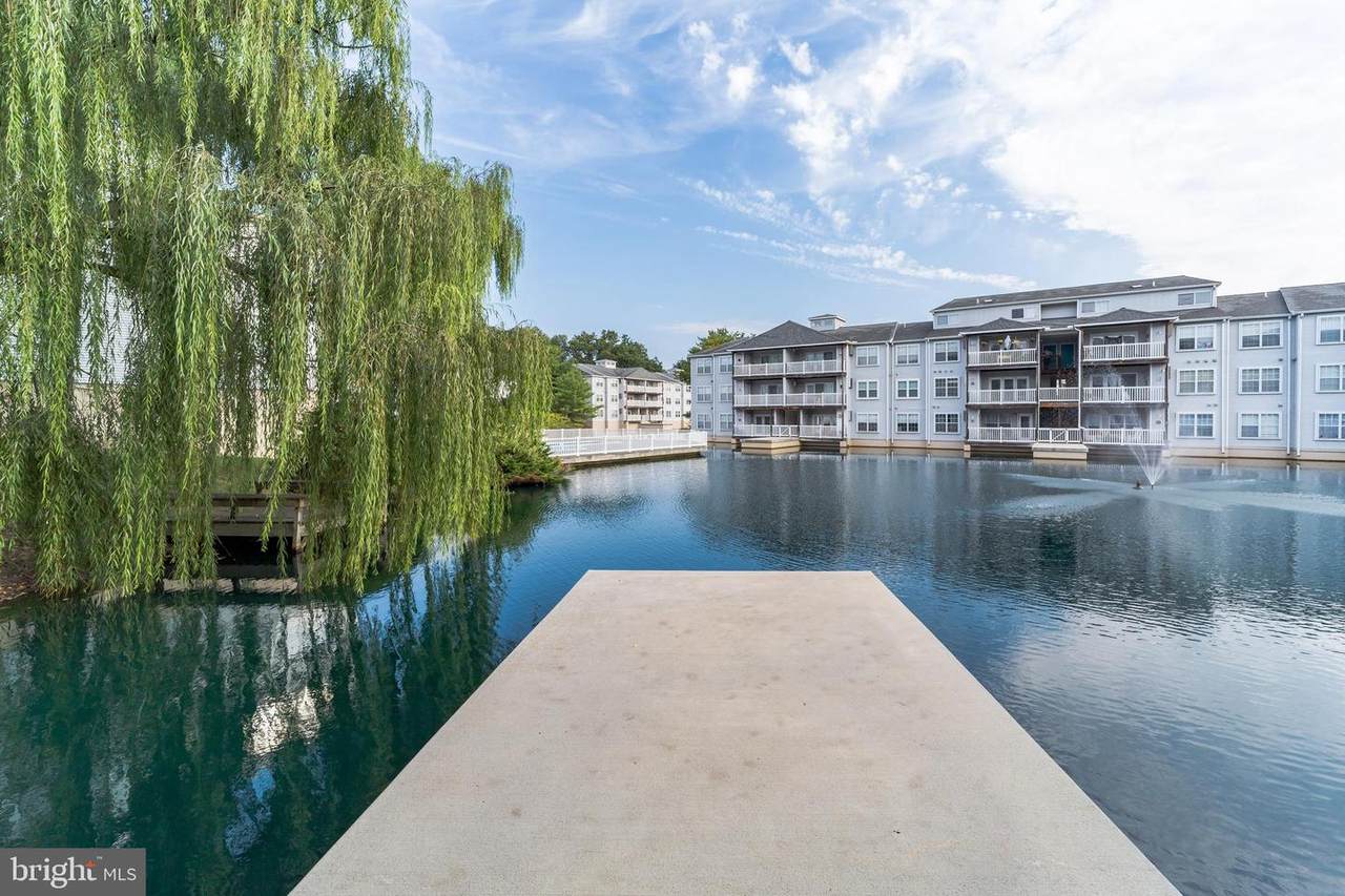 100 Waters Edge Drive - Photo 1