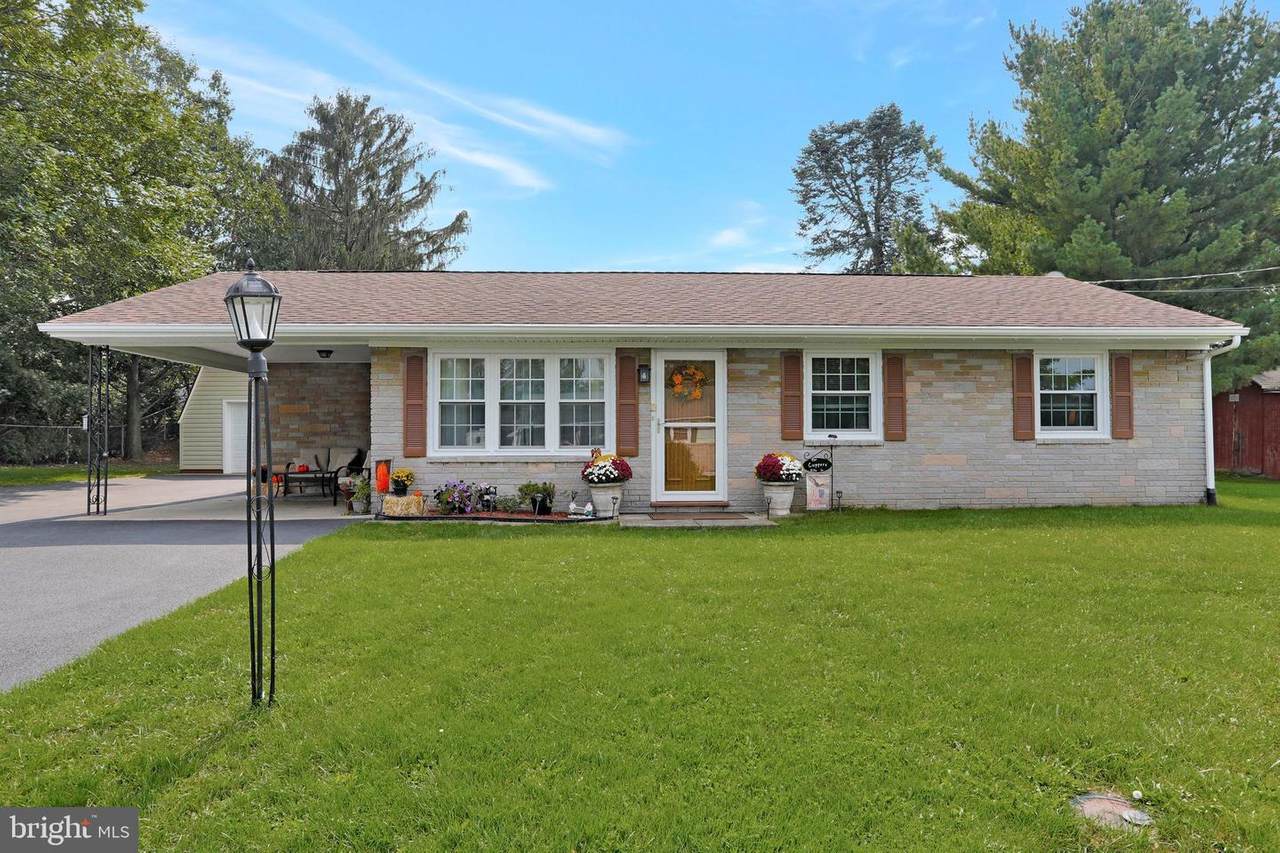 1306 Pleasantview Drive - Photo 1
