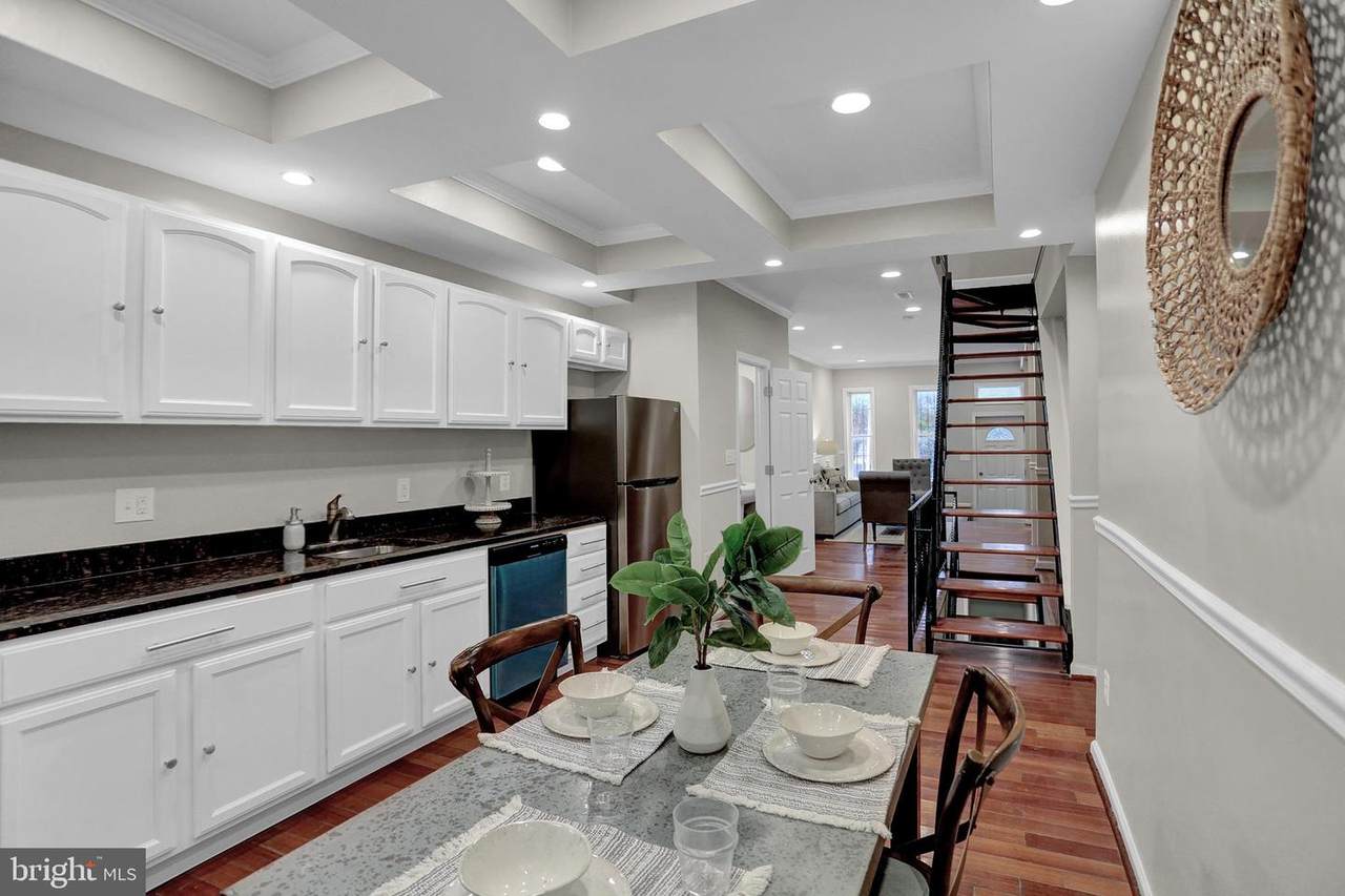 1411 Ostend Street - Photo 1