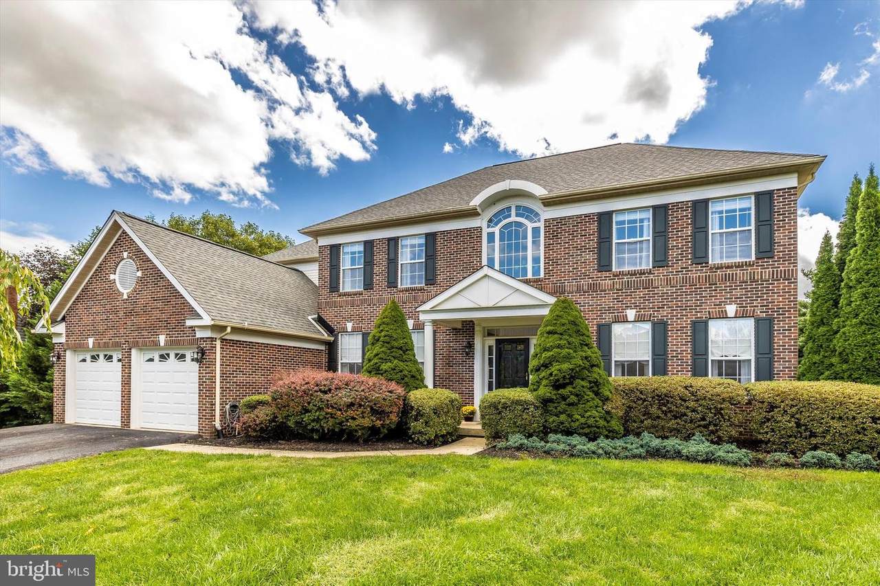 9803 Pebble Beach Court - Photo 1