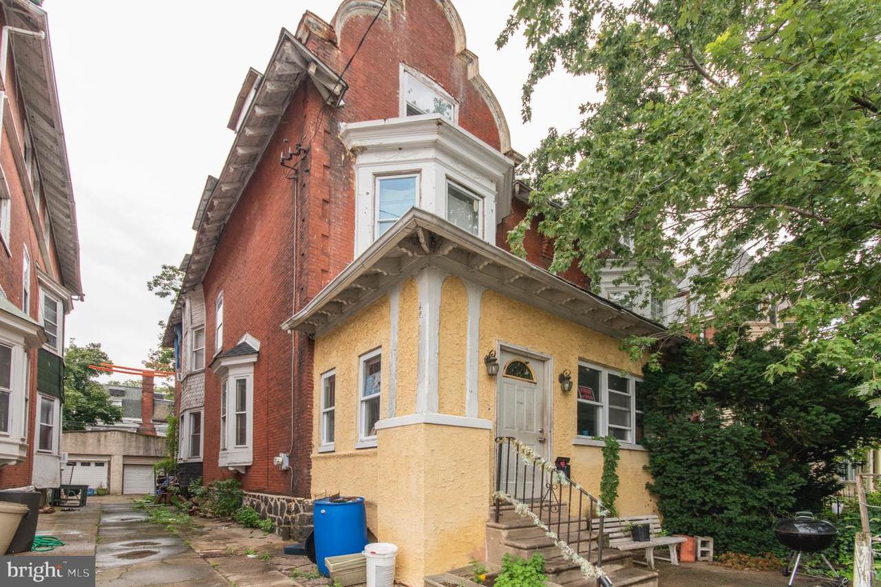 5035 Cedar Avenue - Photo 1