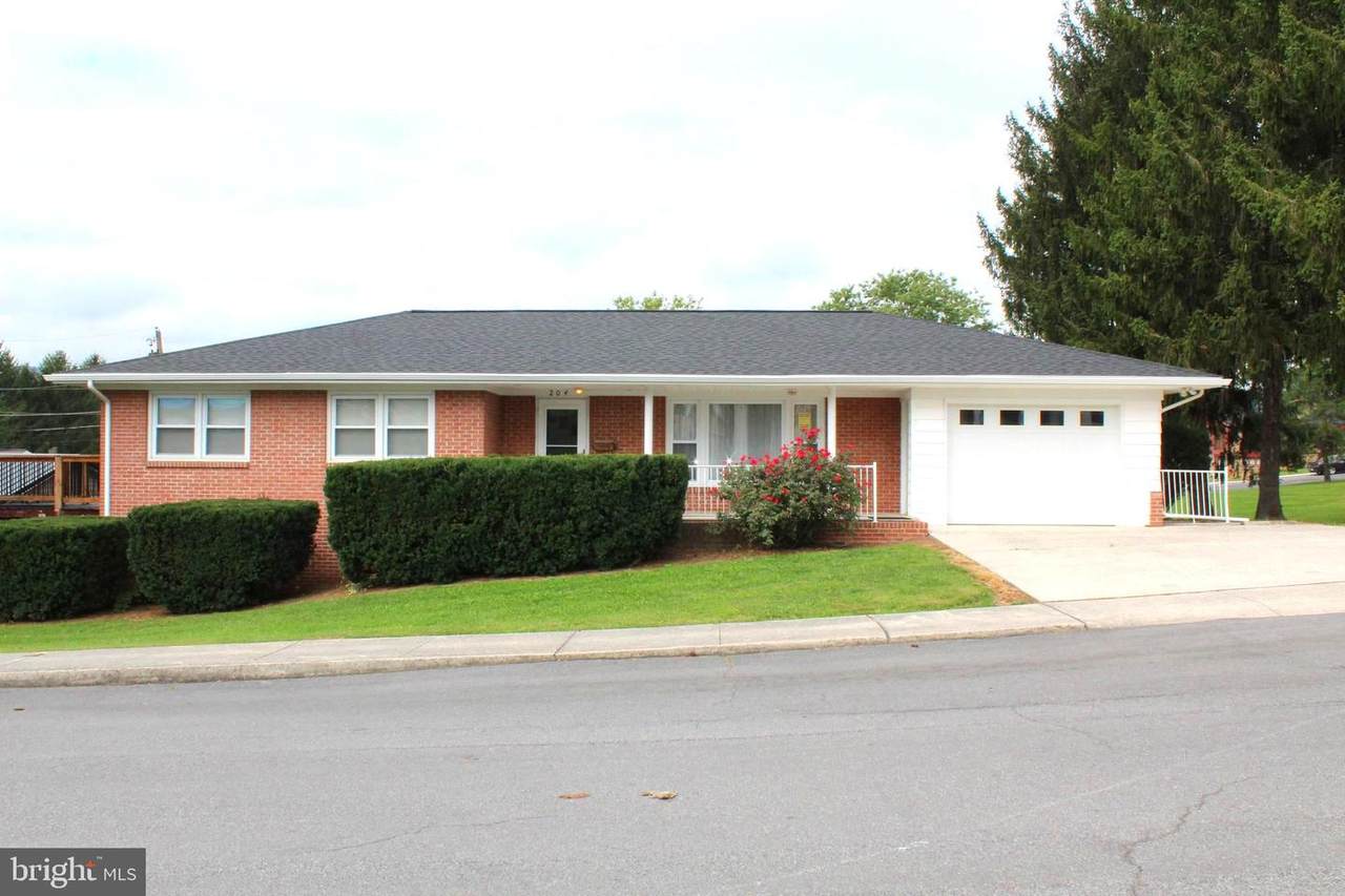 204 Bryan Street - Photo 1