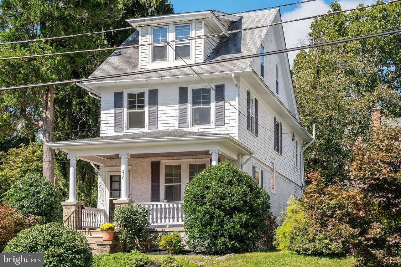 210 Woodlyn Avenue - Photo 1